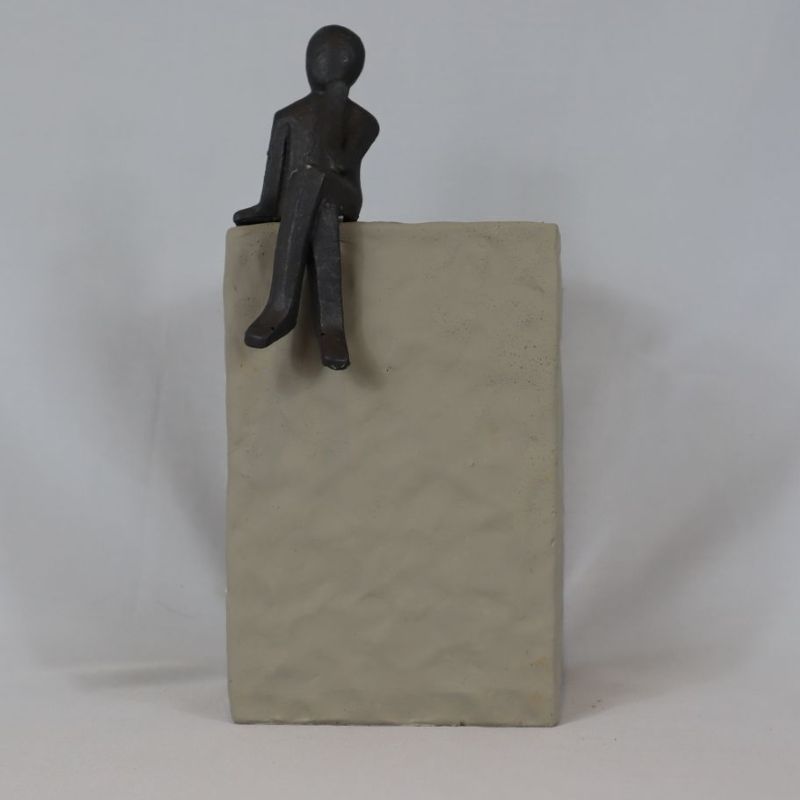 Marti Cache pot carré avec figurine noire