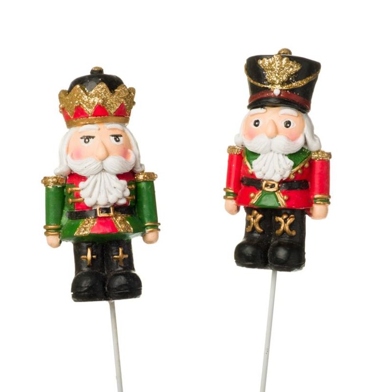 Casse noisettes sur pic