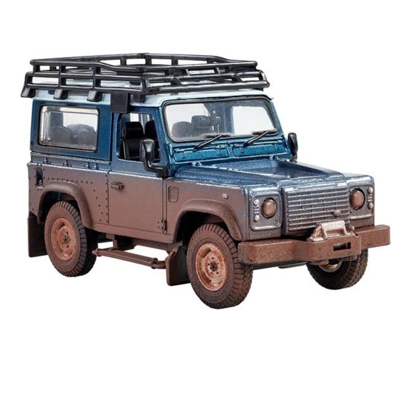 Britains Muddy Land Rover Defender 1:32